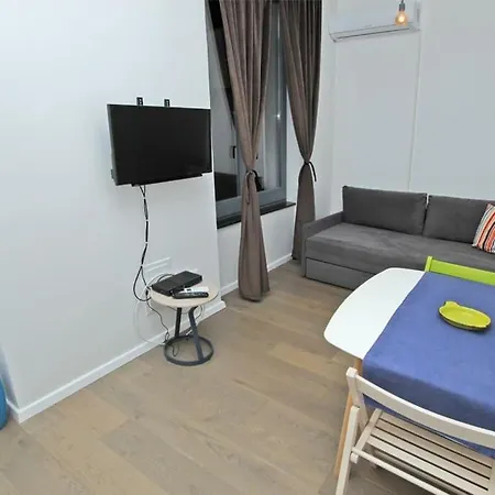 Апартаменты West In The Heart Of