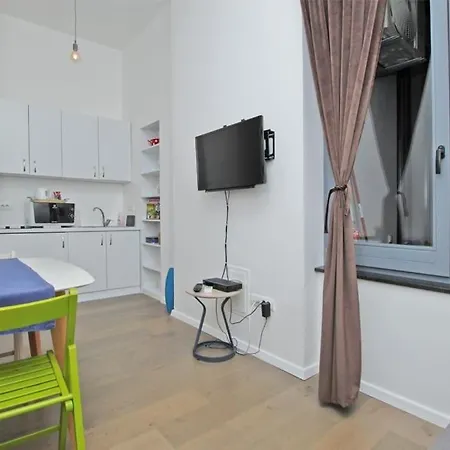 West In The Heart Of * Szarajevó